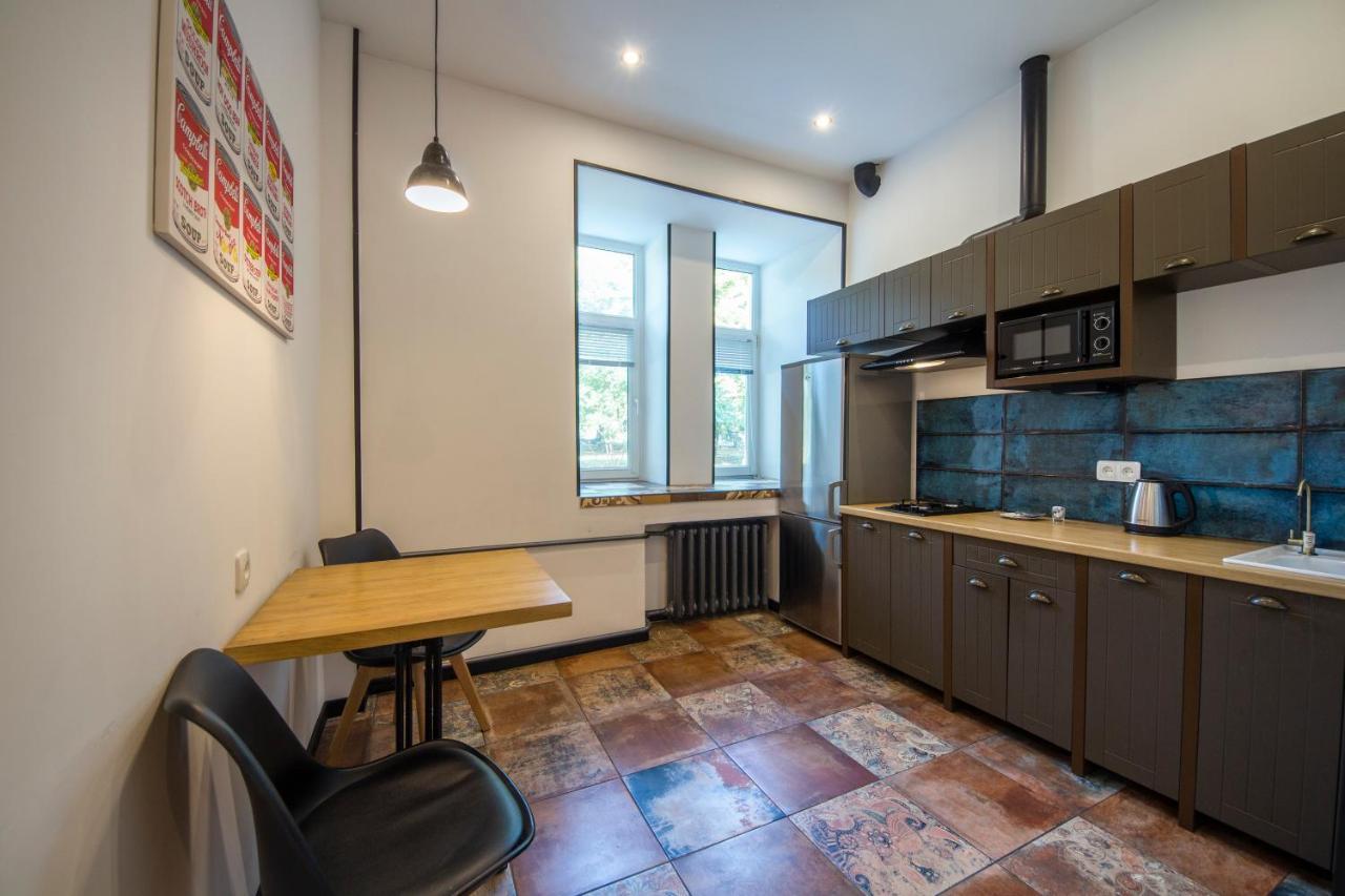 Loft Design Apartments On Desyatynnyi Ln, 7 Kyiv Exterior photo